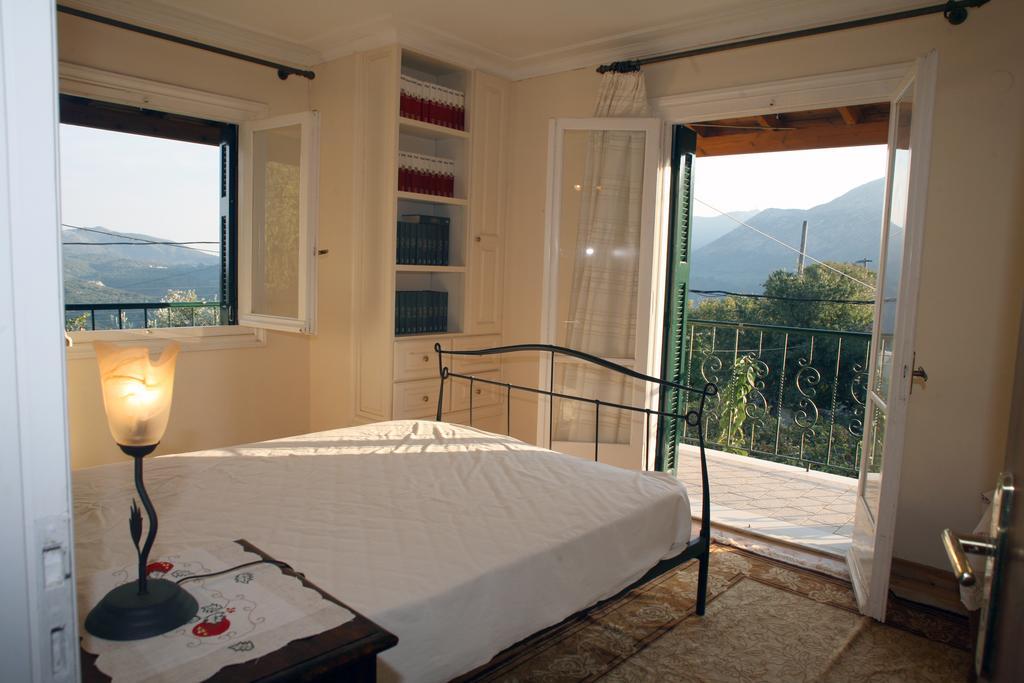 Villa Ilias Pinakokhorion الغرفة الصورة